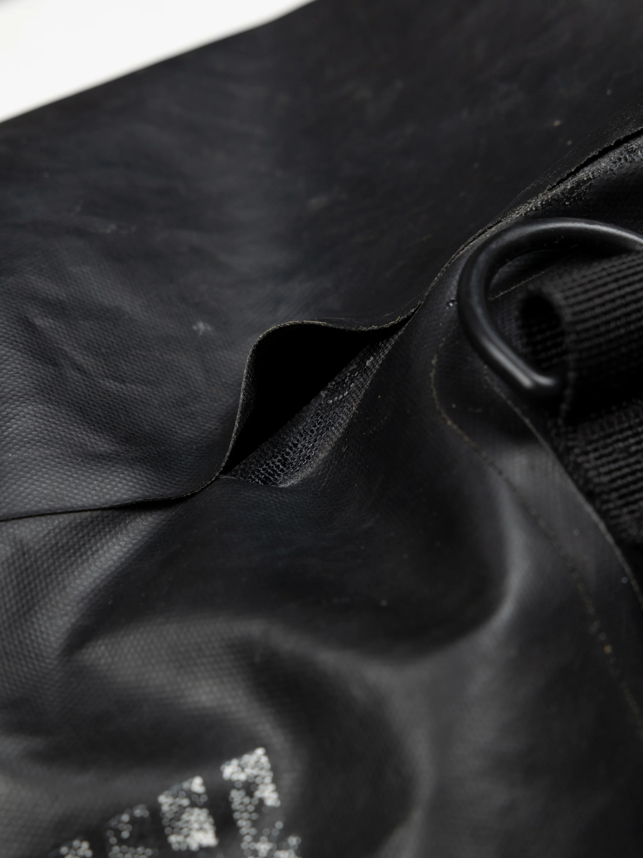 Bag Seam Repair - Image 3