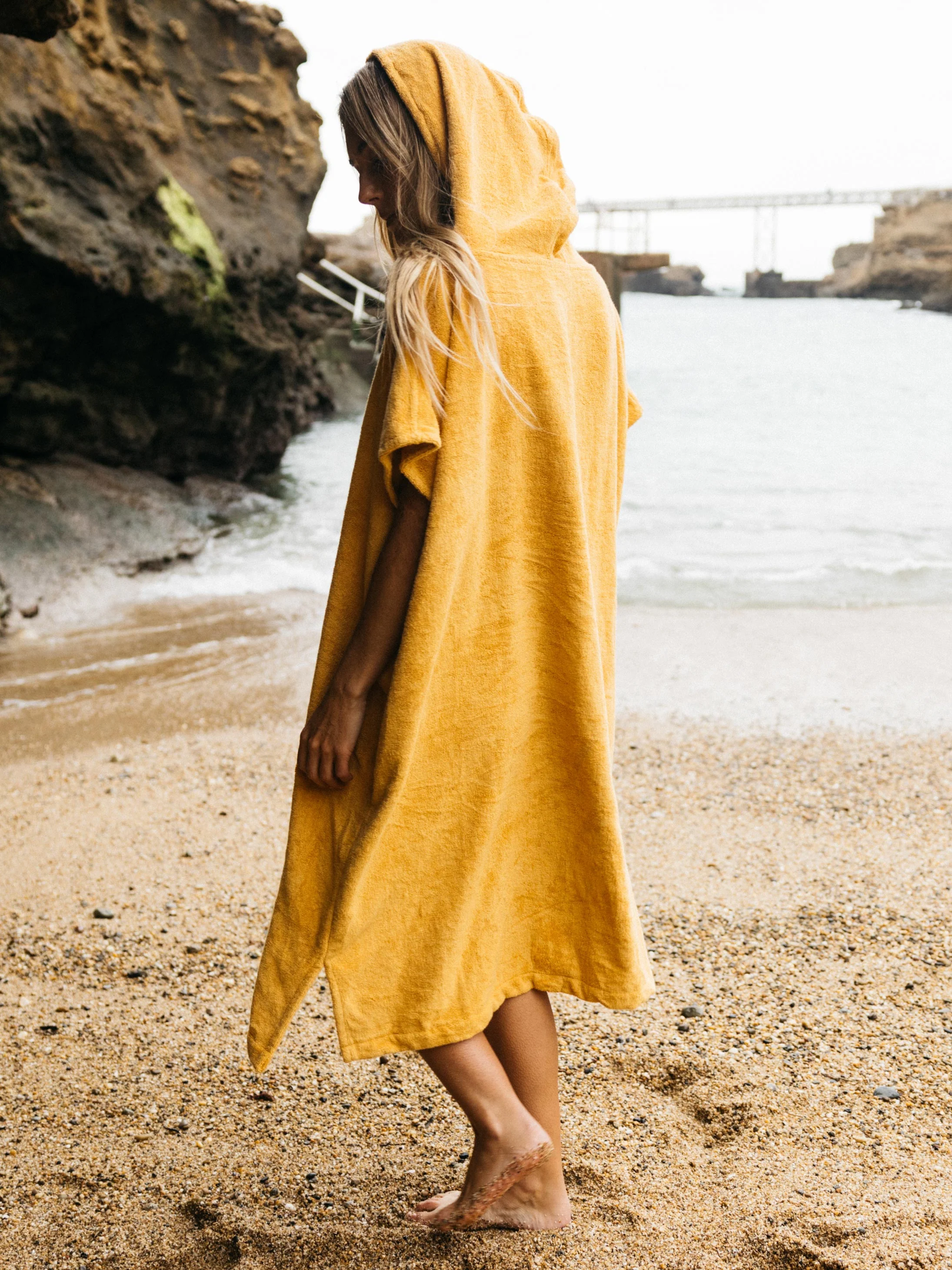 Clearwater Changing Robe - Image 3