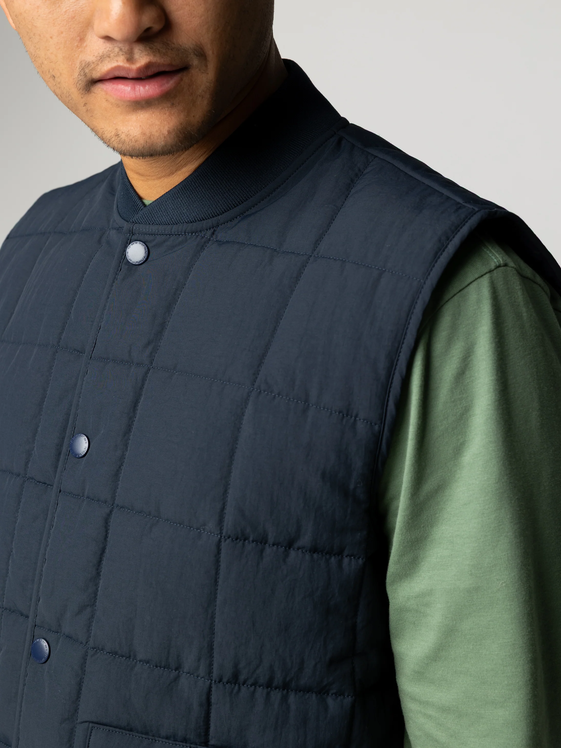 Men's Lapwing Gilet - Image 3
