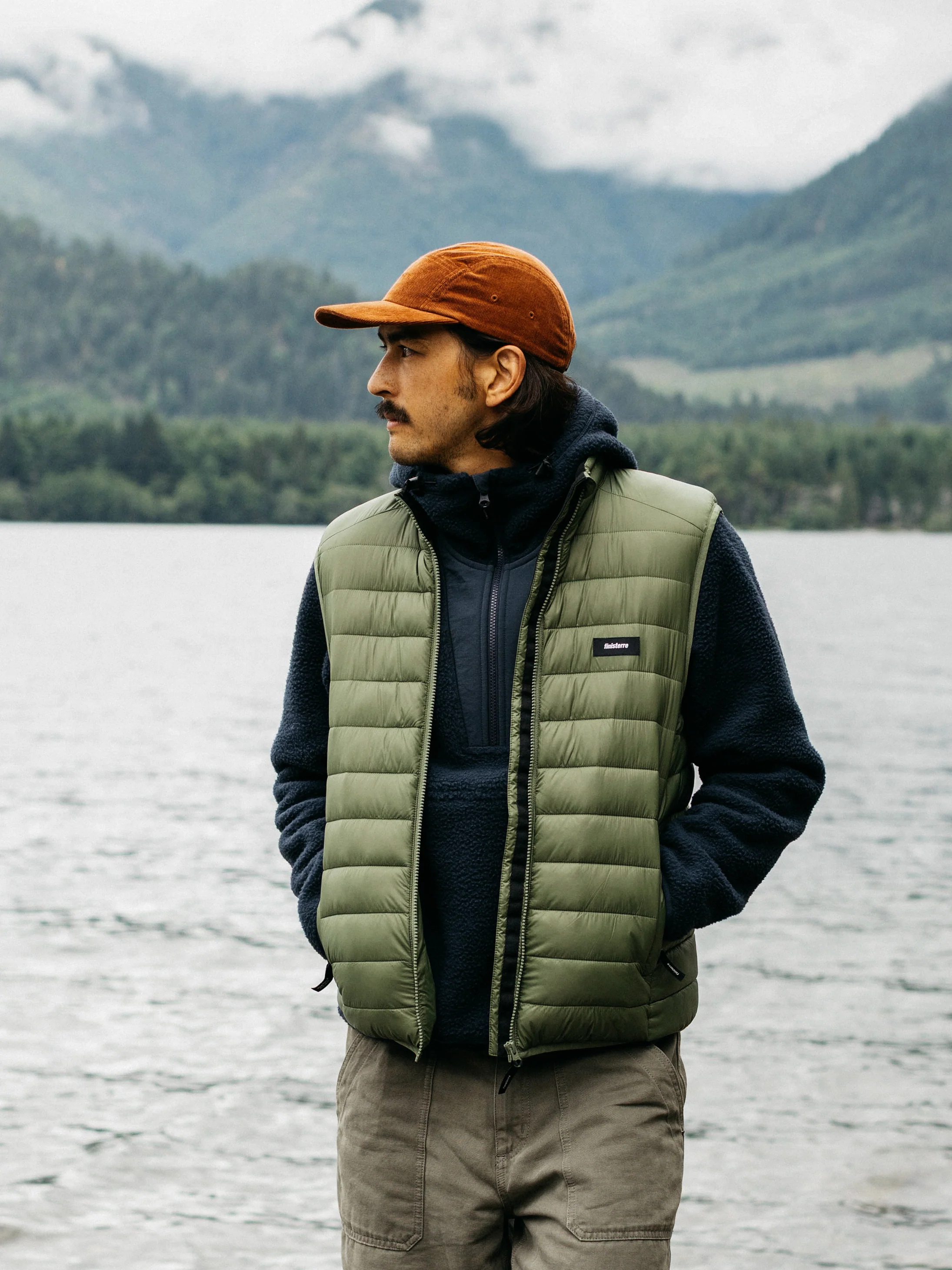 Men's Nimbus Insulated Gilet - Image 2