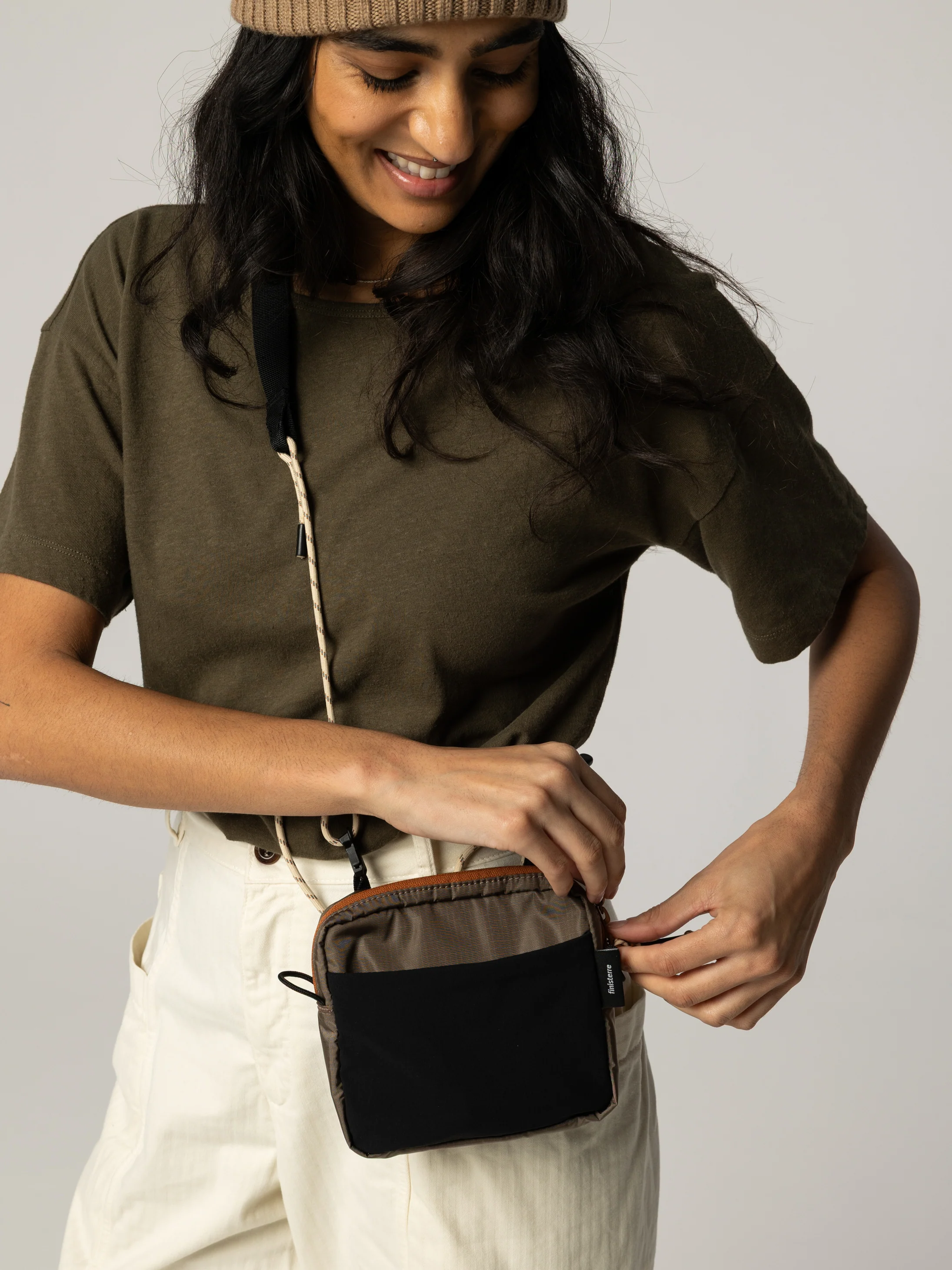 Mako Crossbody Bag - Image 2