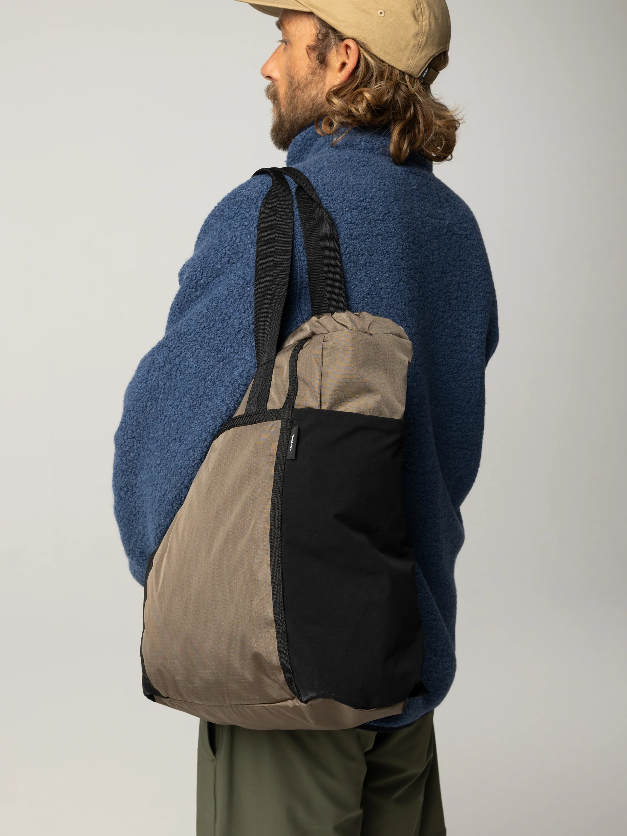 Mako Totepack Bag - Image 4