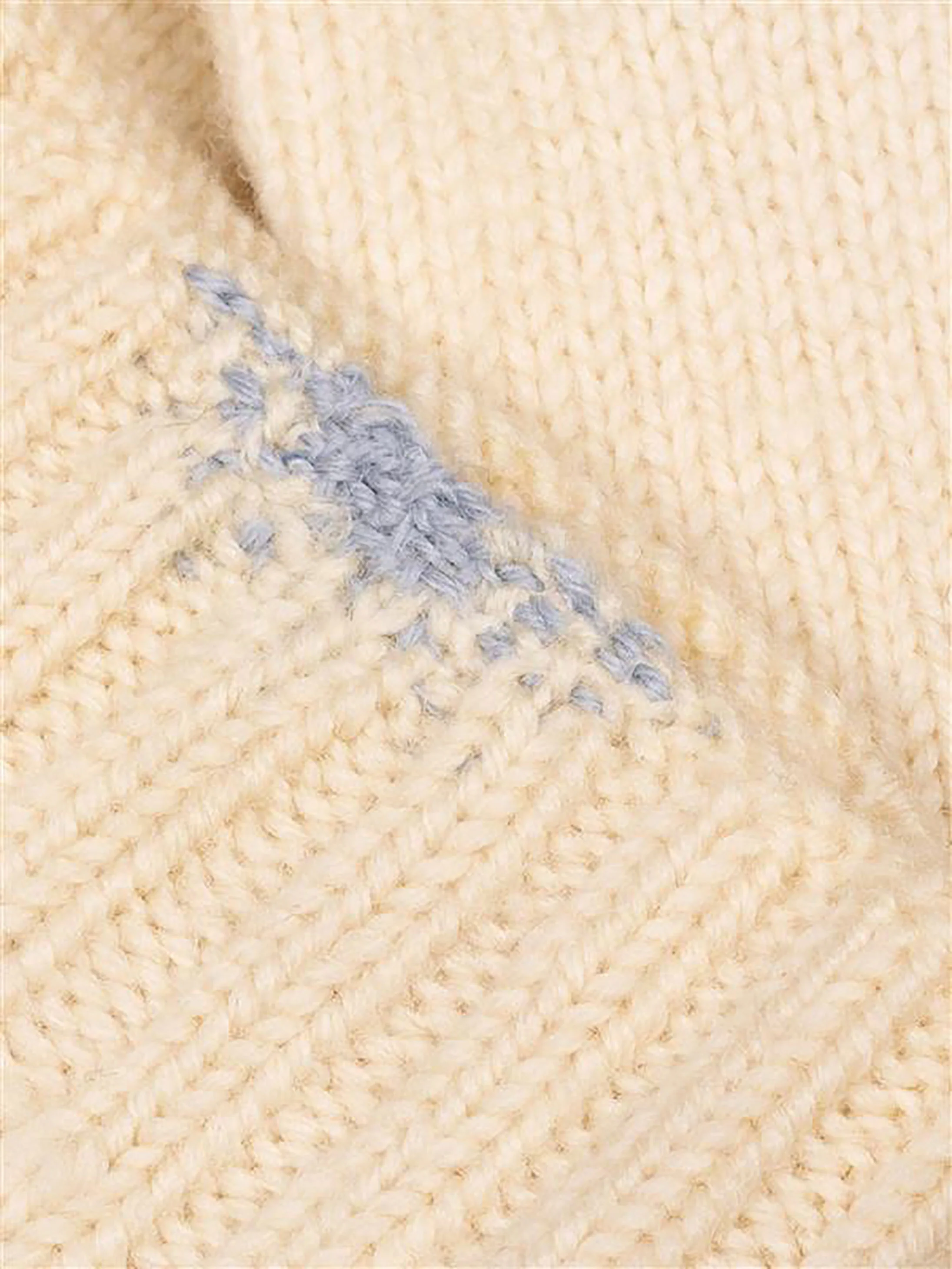 Knitwear Contrast Repair - 0-3cm - Image 3