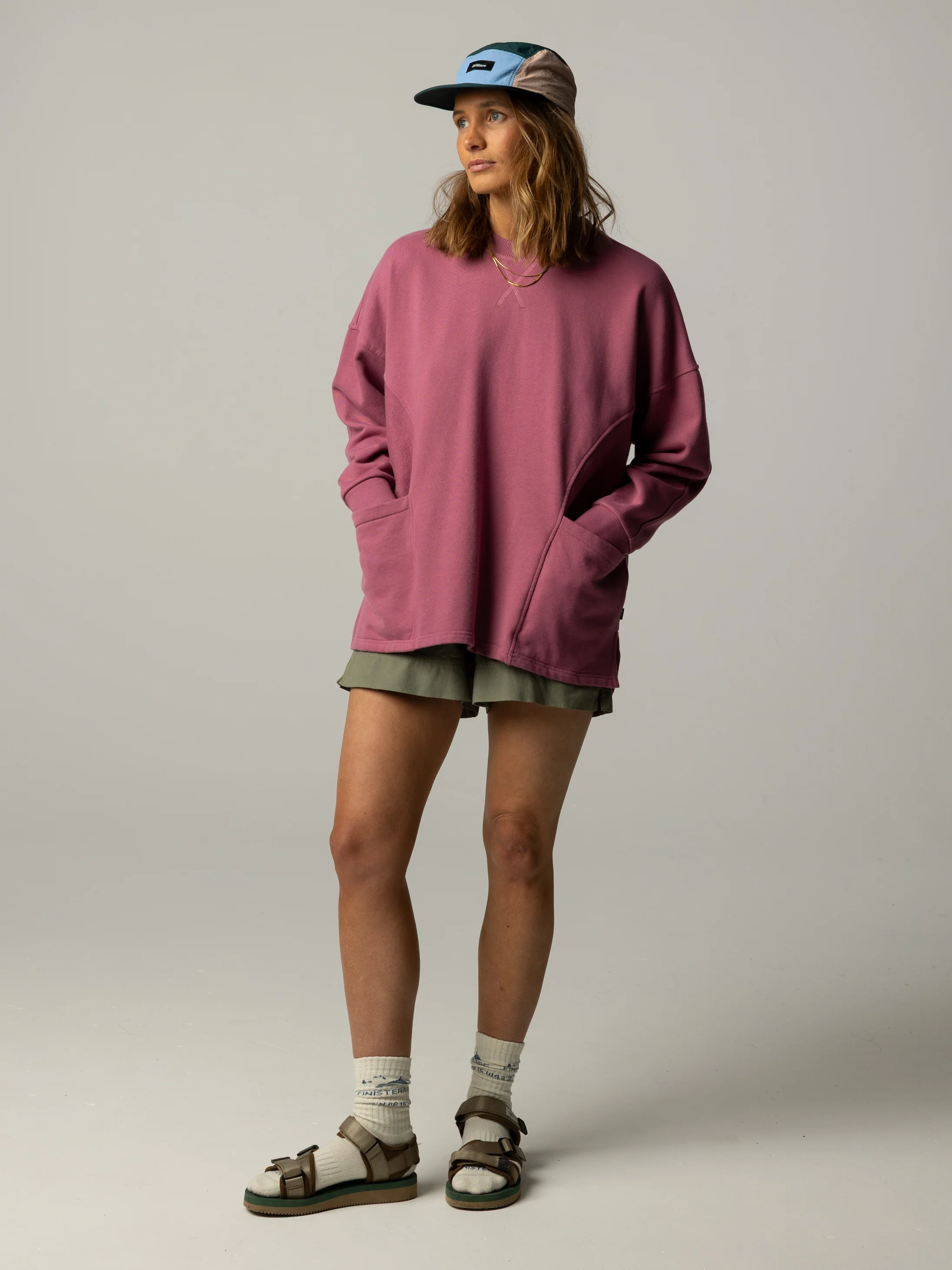 Women's Awen Sweatshirt - Image 3