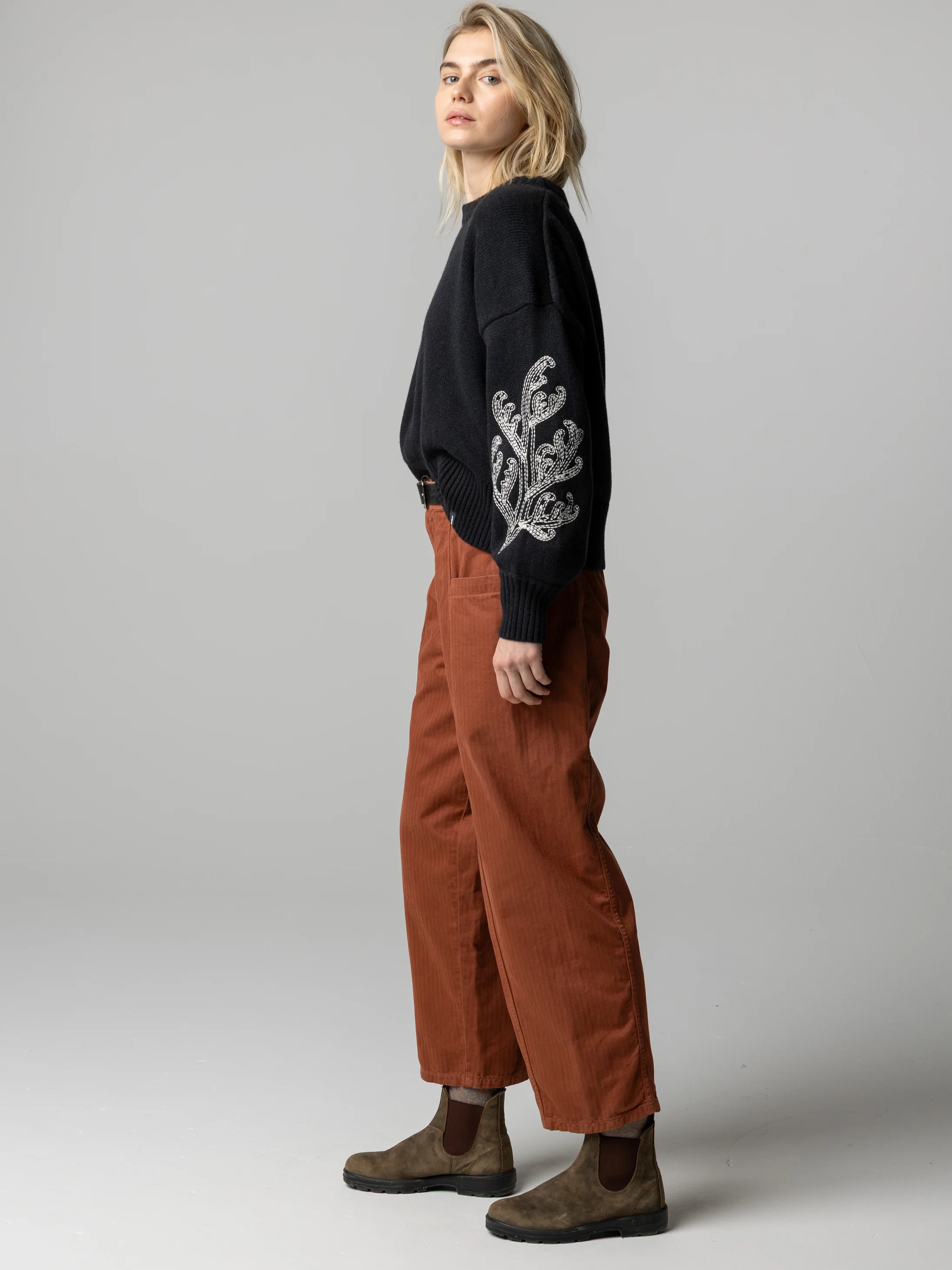 Women's Floral Marine Jumper - Image 3