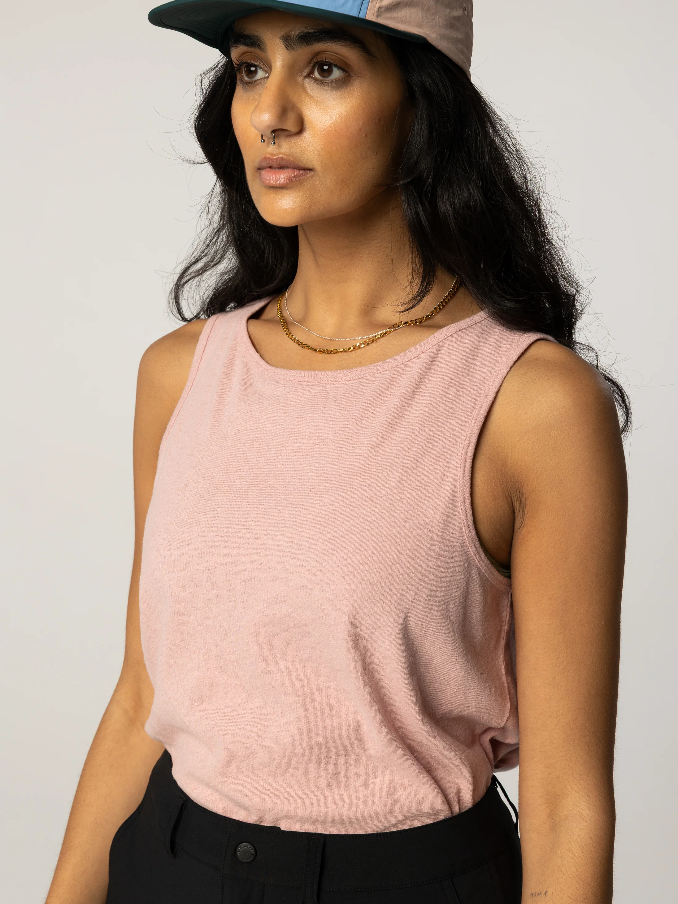 Women's Kea Vest - Image 3