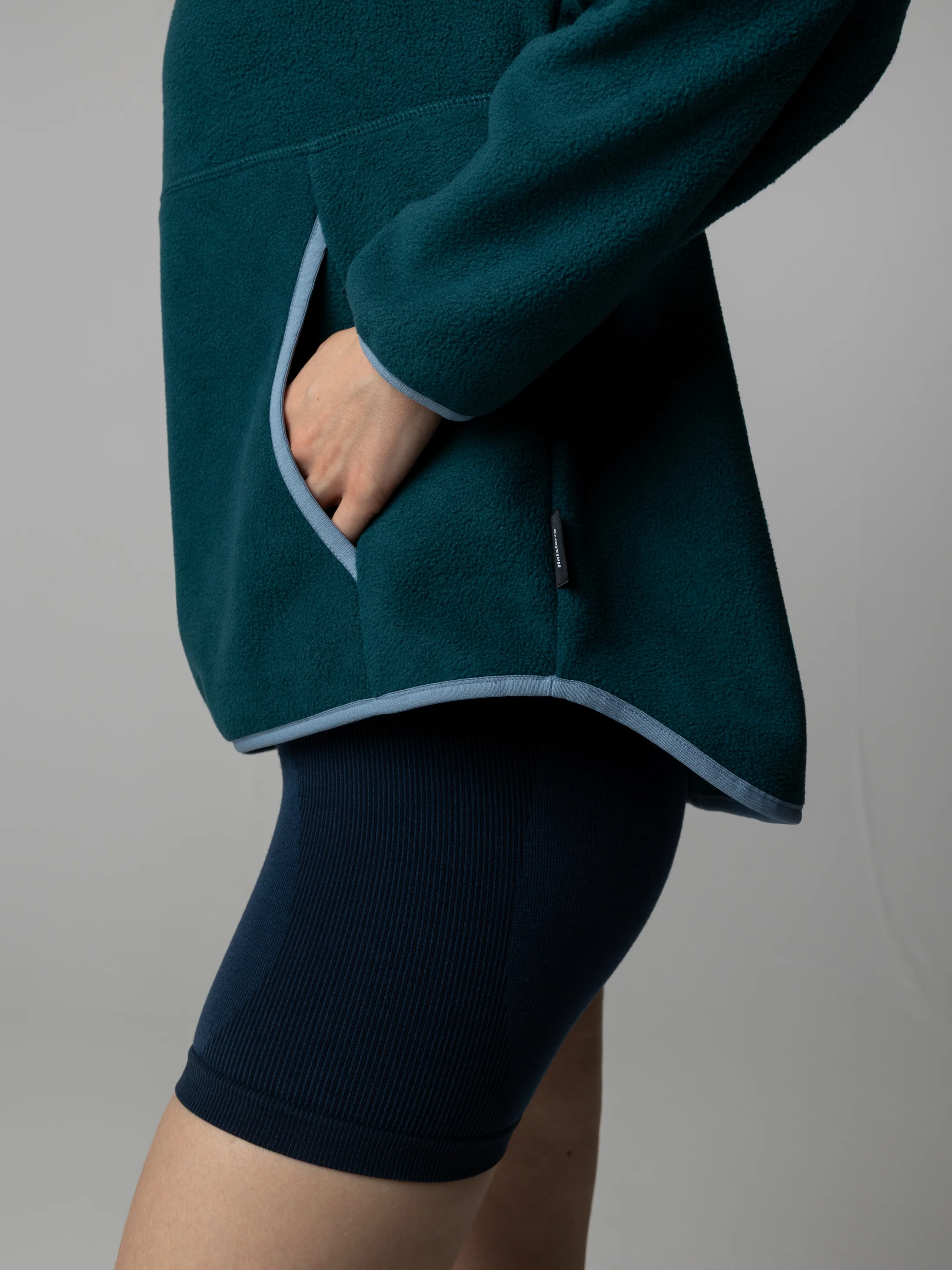 Women's Farren Fleece - Image 5